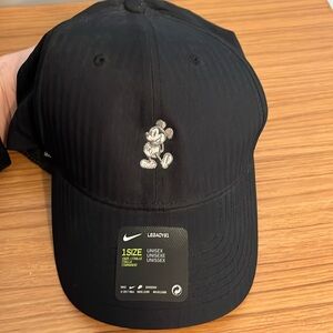 Nike + DISNEY unisex adjustable hat